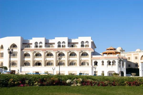 Savoring Serenity The Tranquil Vibe of Westgate Palace Hotel